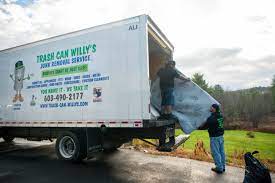 Best Carpet Removal and Disposal  in Earlvle, IL